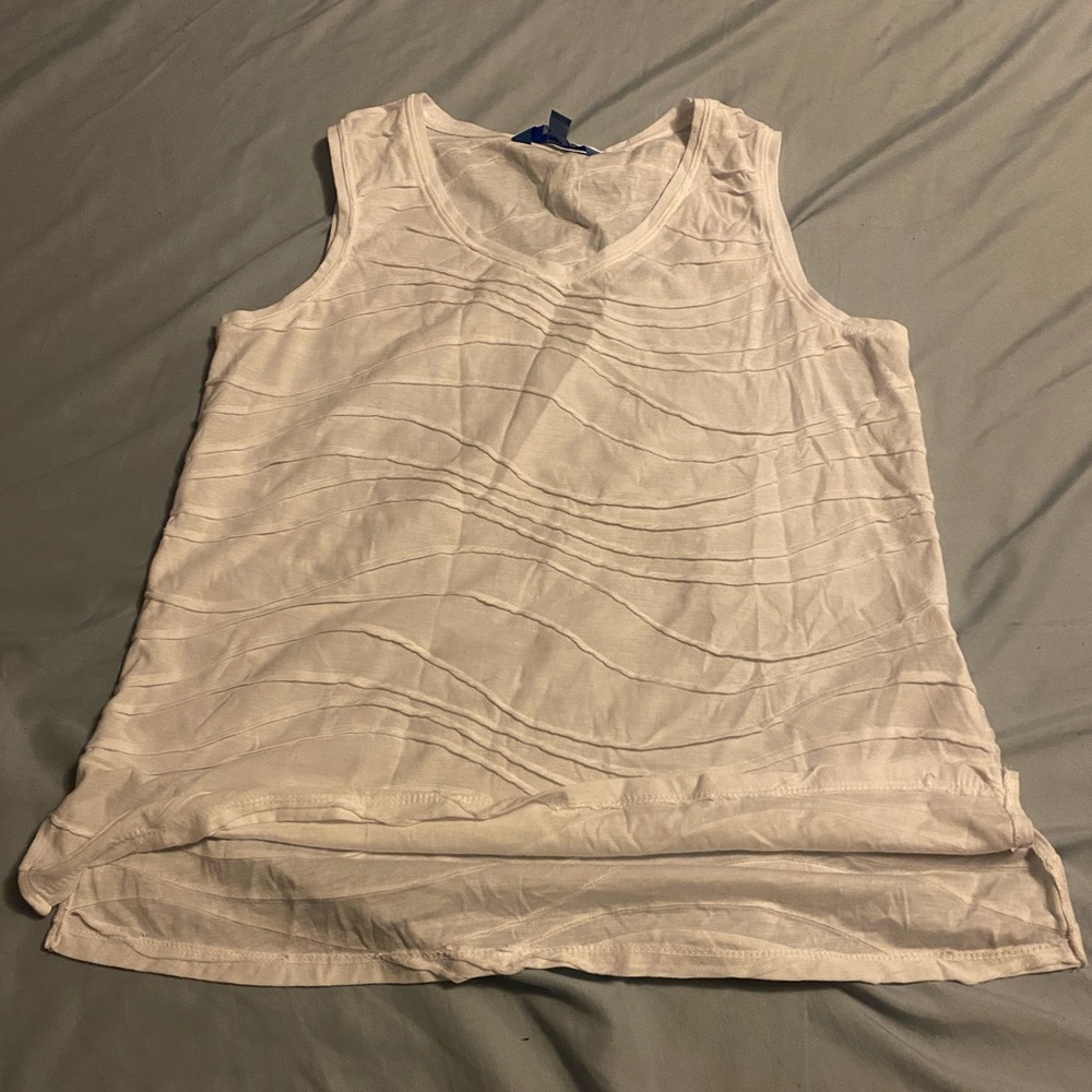 Simply Vera tank